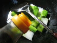 尖椒烧冬瓜的做法步骤5